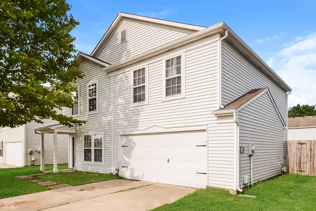 $1,780 | 8118 Gathering Lane, Indianapolis, IN 46259