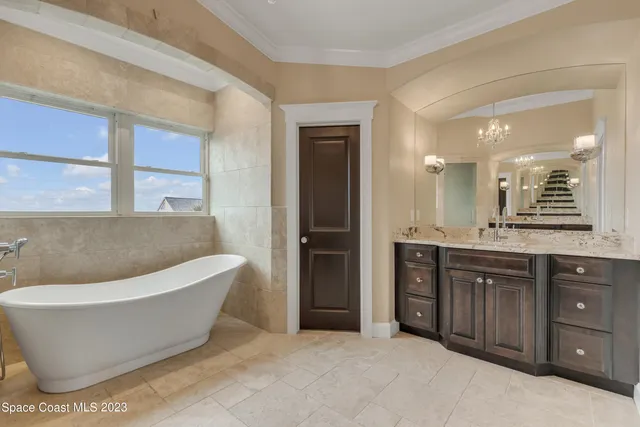 $3,950,000 | 1009 Hill Street, New Smyrna Beach, FL 32169