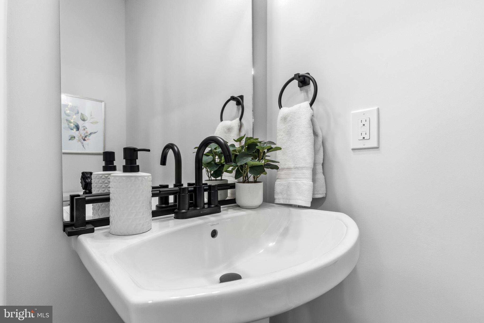 4923 Devitt Place Oxon Hill, MD 20745 - Photo 24 of 44