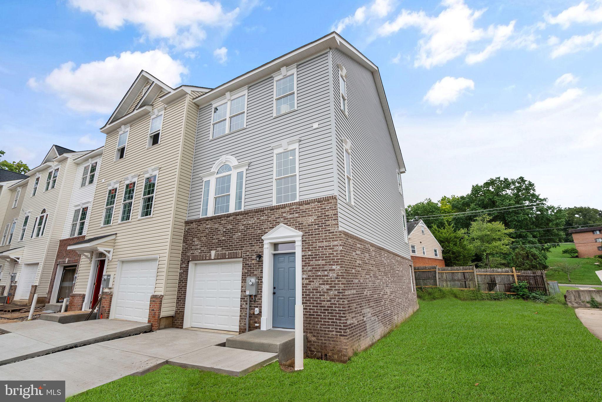 4923 Devitt Place Oxon Hill, MD 20745 - Photo 4 of 44