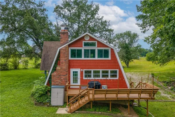$399,000 | 1017 Northeast 250 Road, Knob Noster, MO 65336