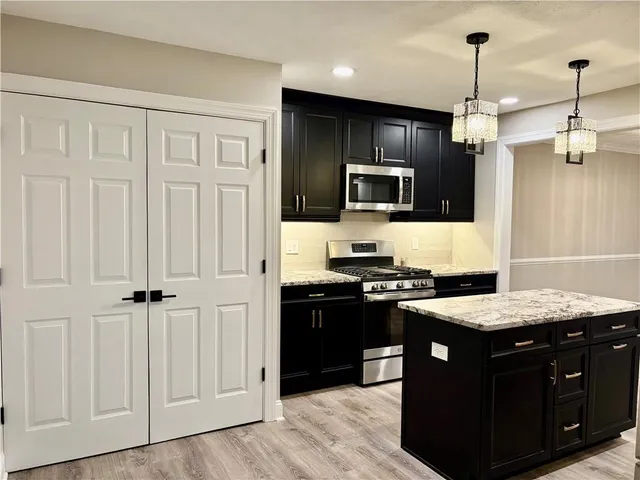 $2,500 | 1149 Old Farm Road, Lawrence, PA 15055