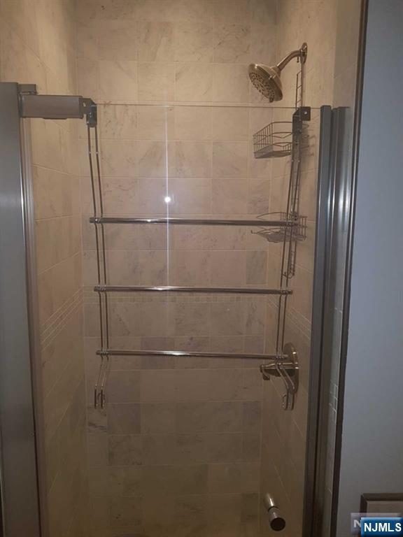 96 Columbus Drive Tenafly, NJ 07670 - Photo 7 of 11