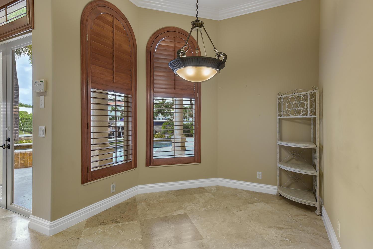 847 Coventry Street Boca Raton, FL 33487 - Photo 18 of 63 847 Coventry St Boca Raton FL-large-014-