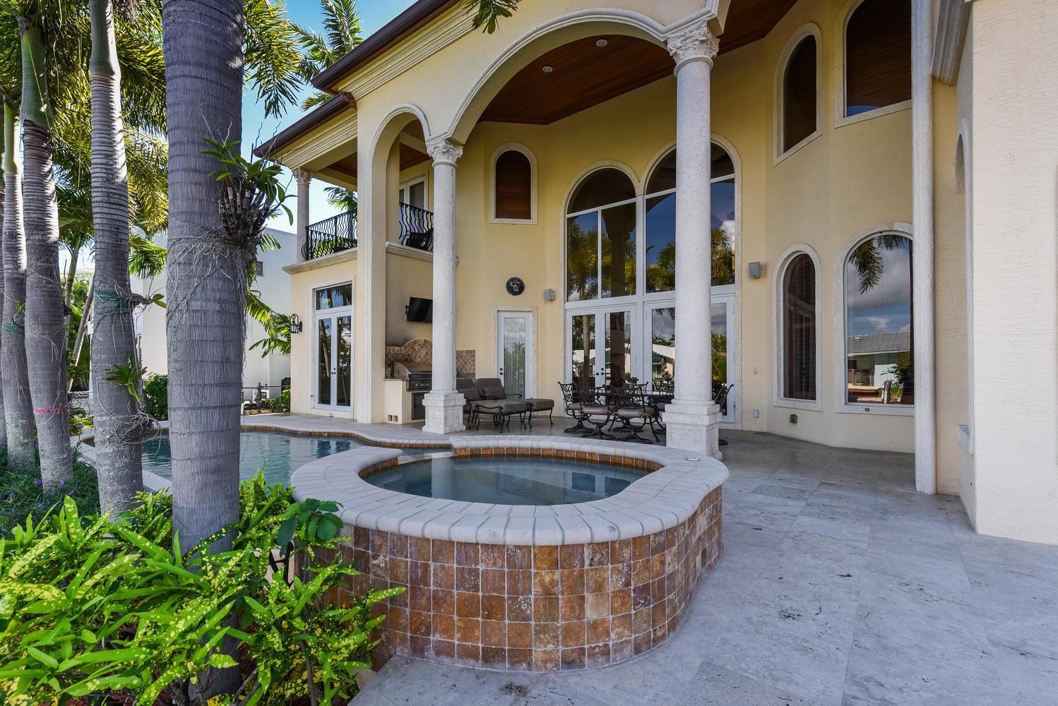 847 Coventry Street Boca Raton, FL 33487 - Photo 52 of 63 847 Coventry St Boca Raton FL-large-048-