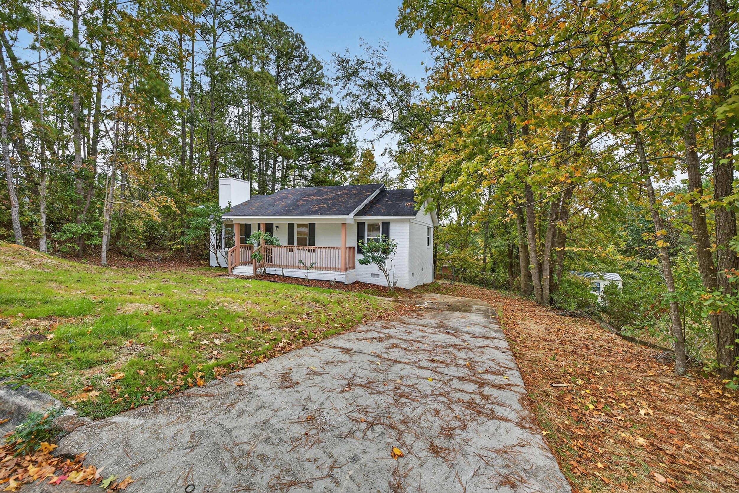 2327 Rutherford Avenue Augusta, GA 30906 - Photo 3 of 53 Right Front View