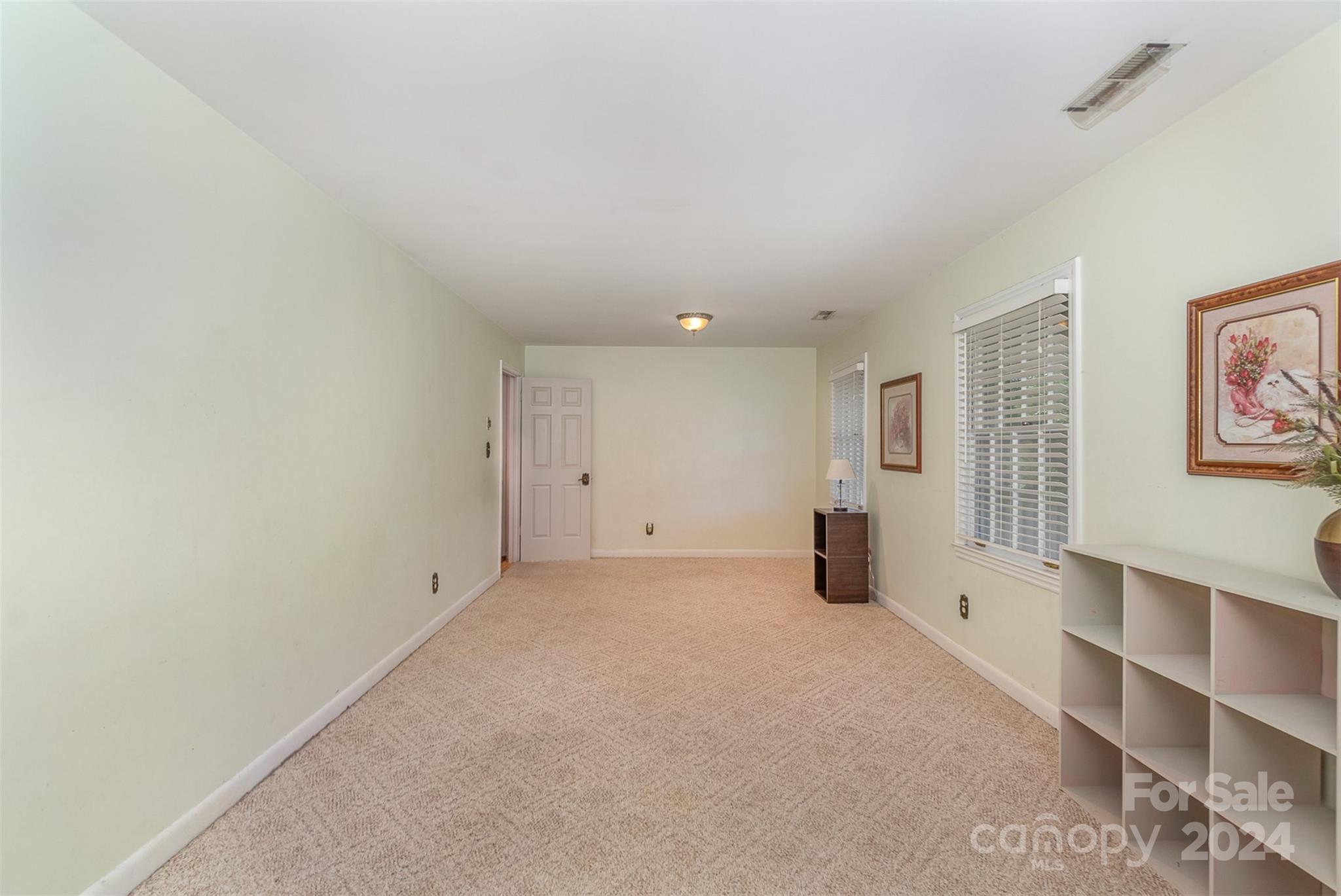 449 Kimmswick Road Charlotte, NC 28214 - Photo 11 of 26 Gallery Image 11