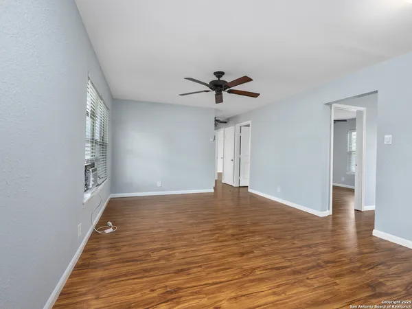 $1,300 | 142 Galaxy Drive, San Antonio, TX 78227