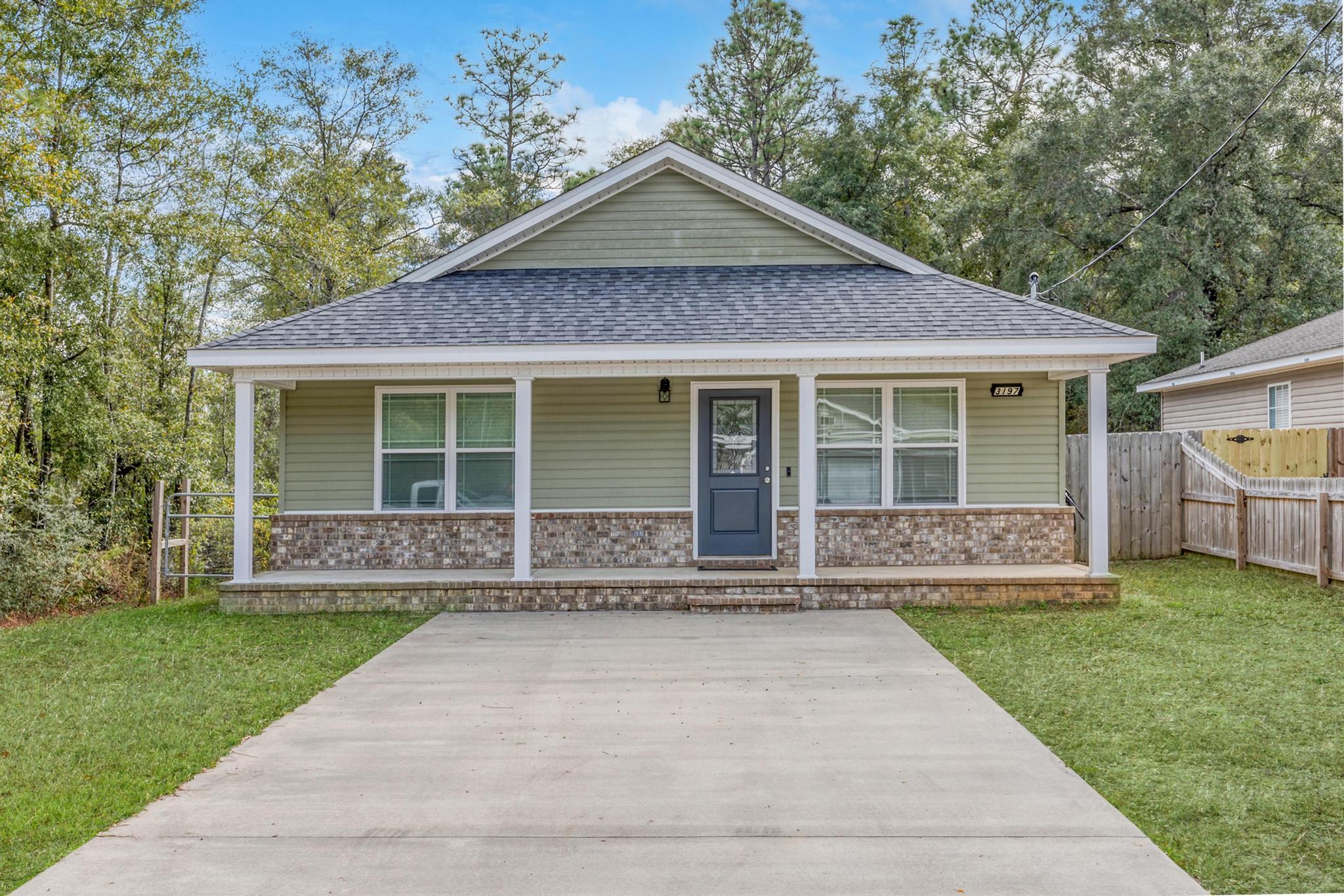 3197 Maple Street Crestview, FL 32539 - Photo 1 of 30 Gallery Image 1