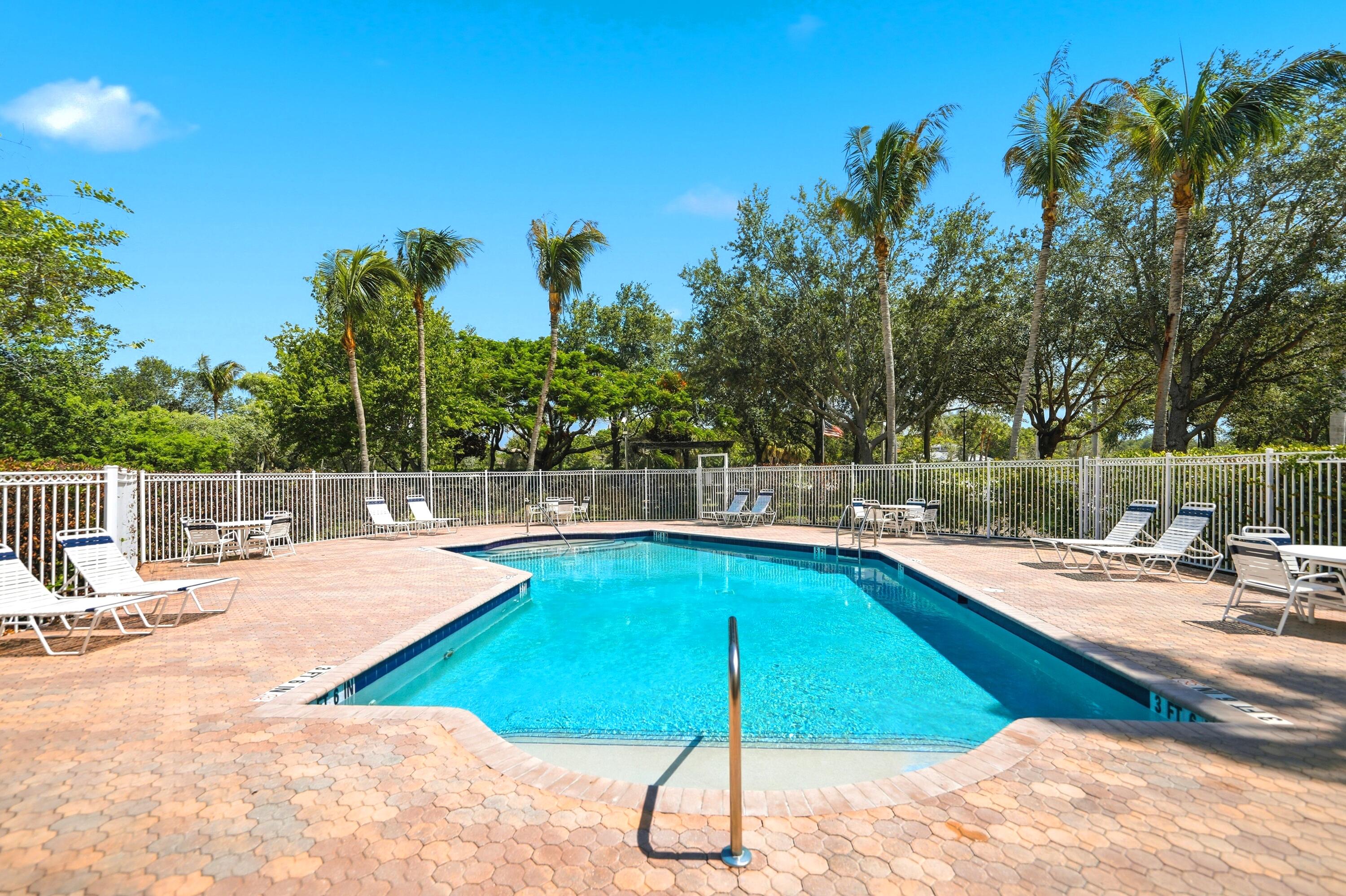 58 Southeast Palermo, Unit 104 Stuart, FL 34994 - Photo 28 of 37 67-print-58-se-palermo-ct-104