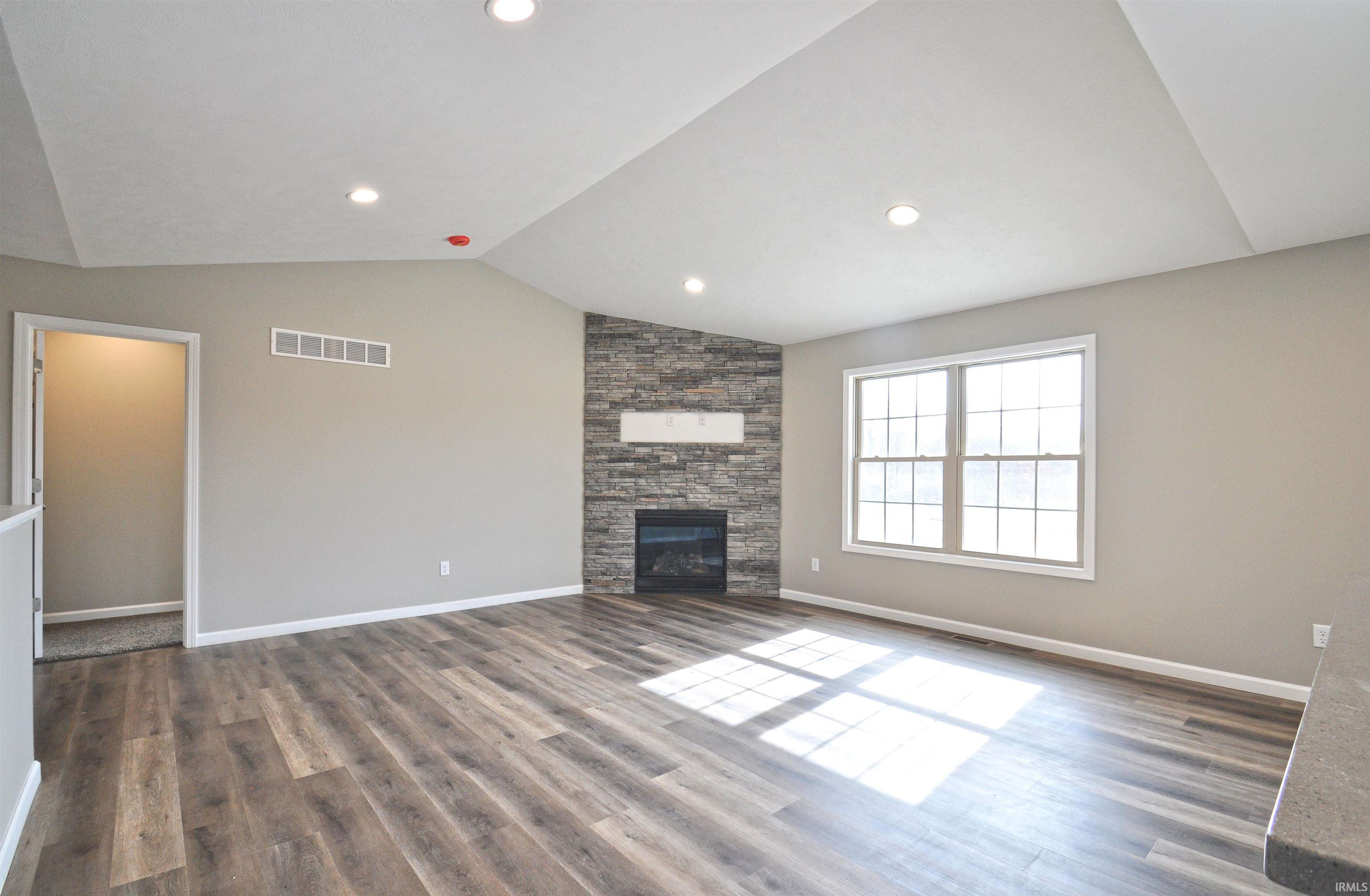 13440 Day Road Mishawaka, IN 46545 - Photo 6 of 36 Gallery Image 6