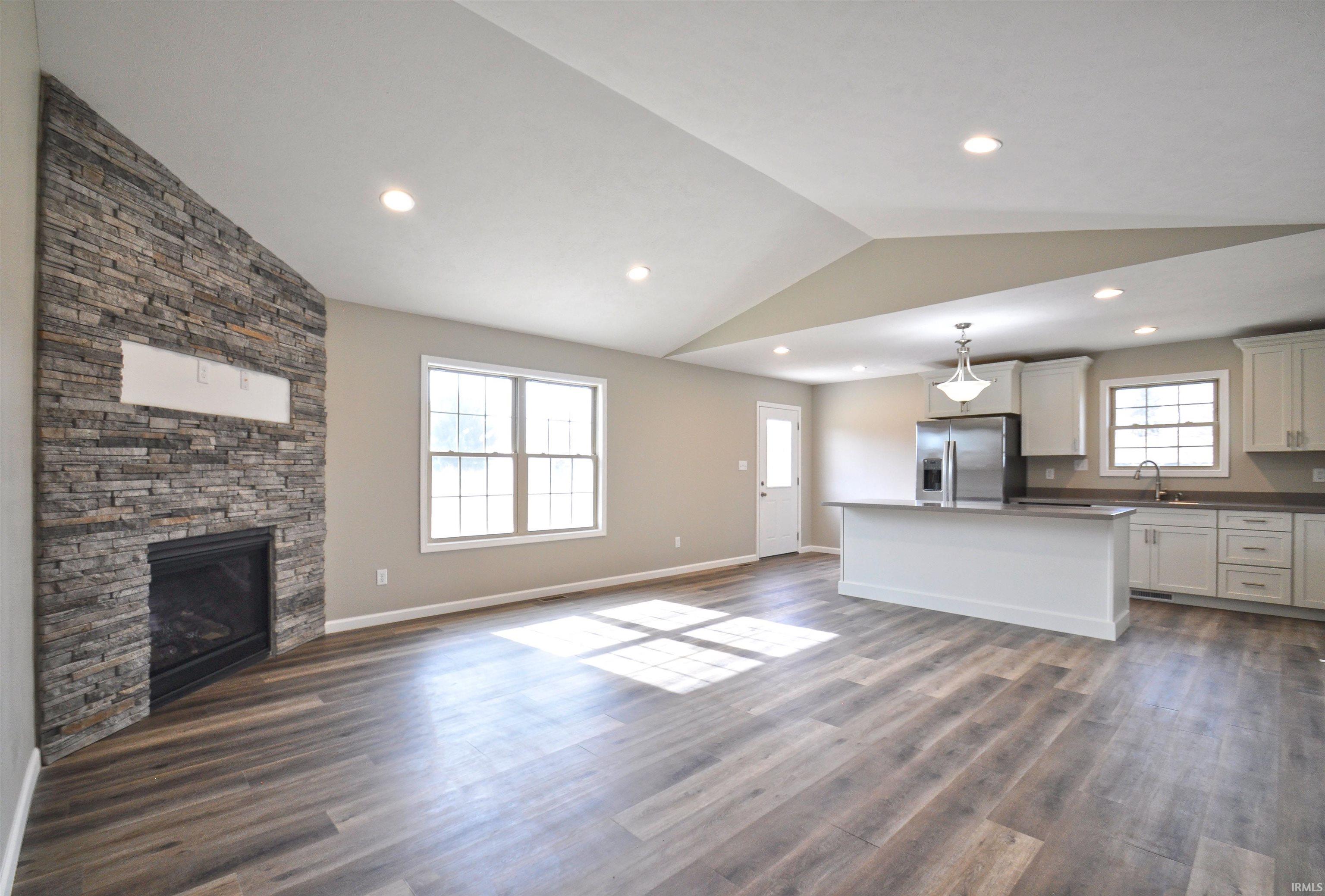 13440 Day Road Mishawaka, IN 46545 - Photo 8 of 36 Gallery Image 8