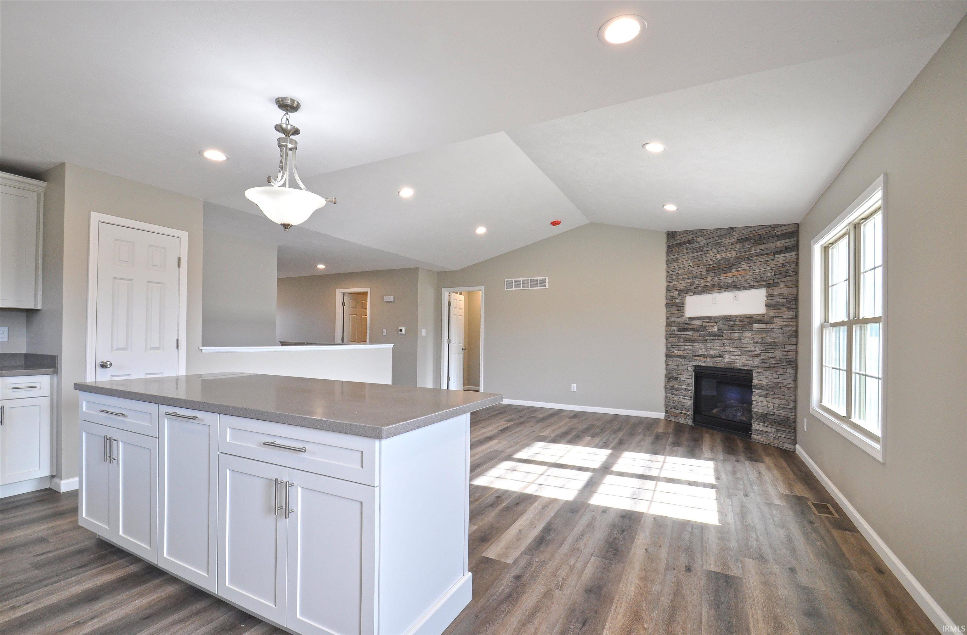 13440 Day Road Mishawaka, IN 46545 - Photo 10 of 36 Gallery Image 10