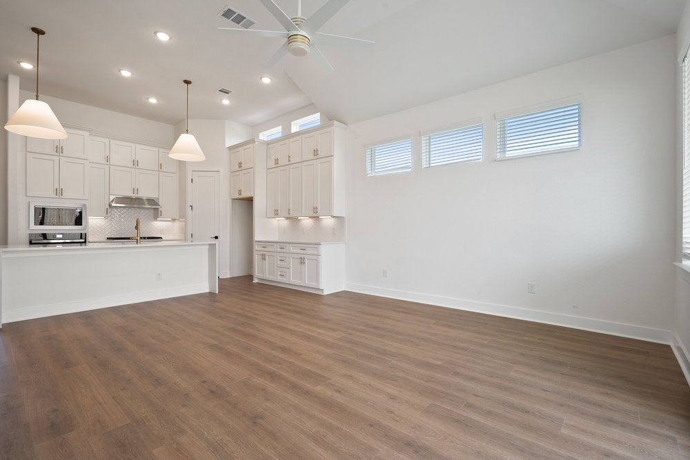 12104 Fennec Way Austin, TX 78758 - Photo 2 of 37