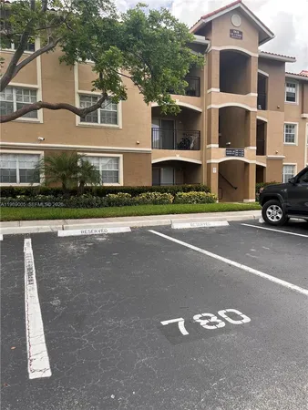 $2,450 | 11631 Southwest 2nd Street, Unit 20302, Pembroke Pines, FL 33025