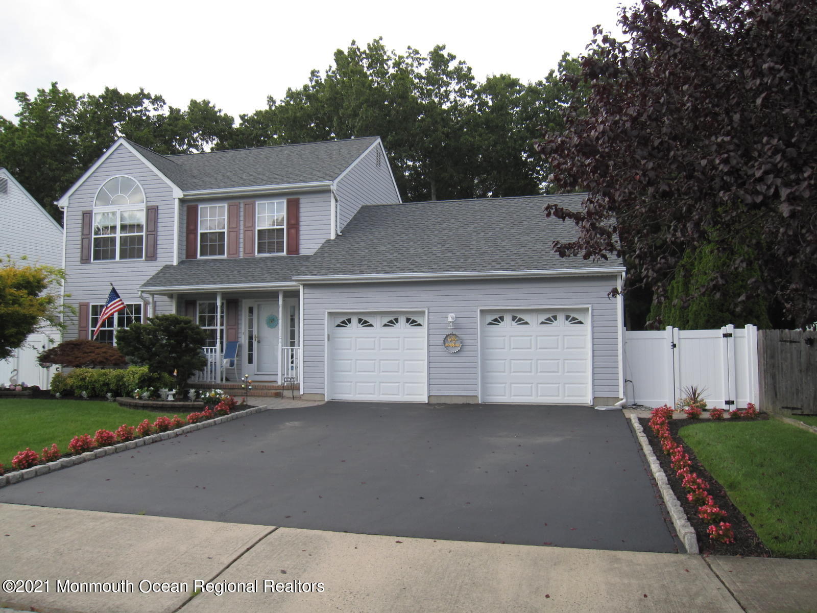 54 Bryce Canyon Road Howell, NJ 07731 - Photo 2 of 44 IMG_3628