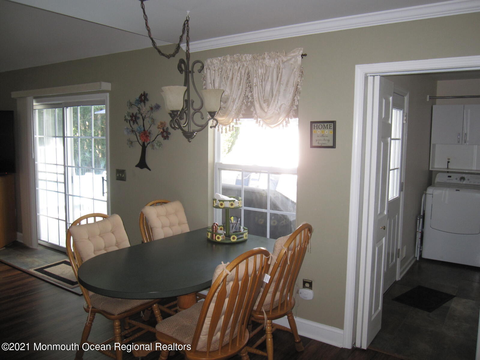 54 Bryce Canyon Road Howell, NJ 07731 - Photo 13 of 44 IMG_3659