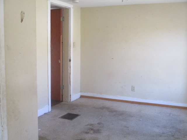 512 North 8th Street Rochelle, IL 61068 - Photo 8 of 15 Gallery Image 8