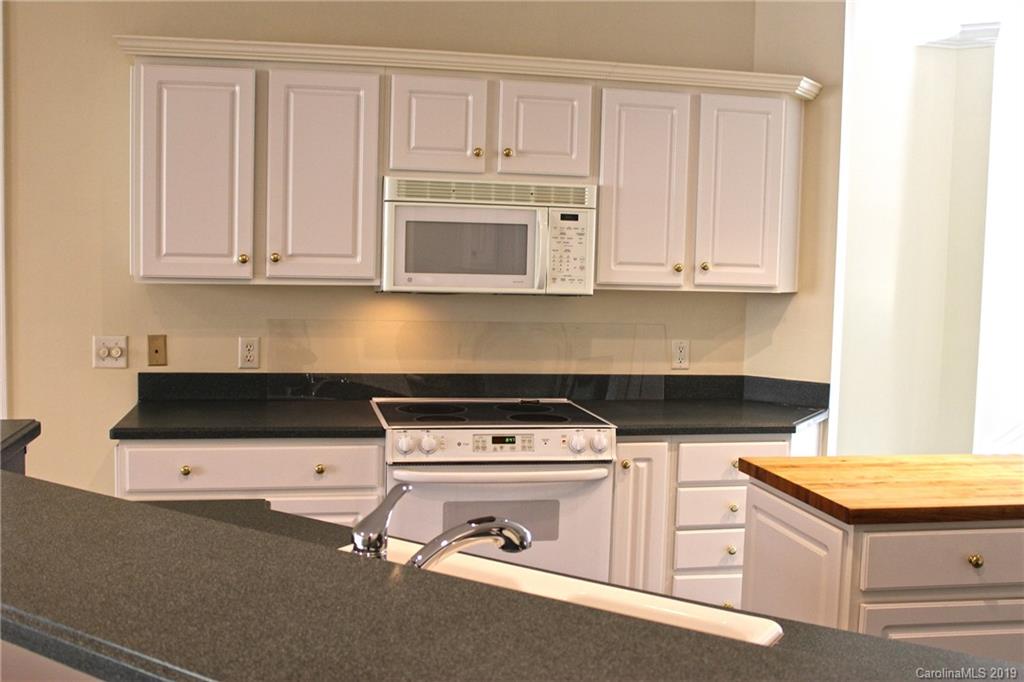 73 Ridgetop Circle, Unit 202 Brevard, NC 28712 - Photo 14 of 23 Gallery Image 14