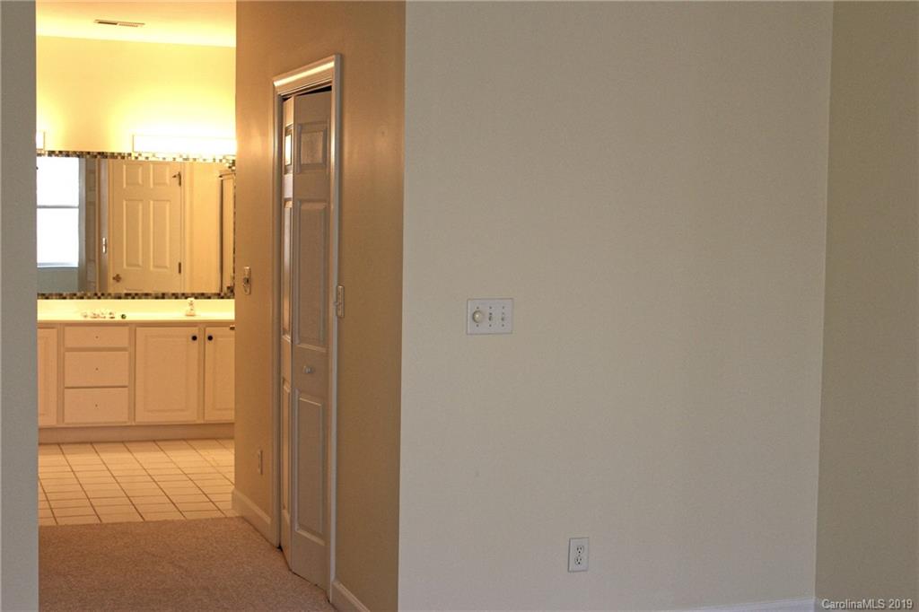 73 Ridgetop Circle, Unit 202 Brevard, NC 28712 - Photo 19 of 23 Gallery Image 19