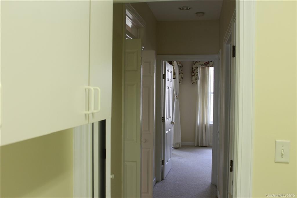 73 Ridgetop Circle, Unit 202 Brevard, NC 28712 - Photo 22 of 23 Gallery Image 22
