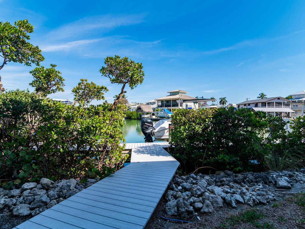 366 Angler Drive, Unit 1602 Goodland, FL 34140 - Photo 36 of 47 366 Angler Dr Apt 1602 Goodland FL 34140