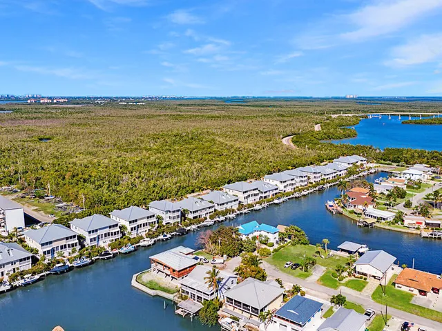 $875,000 | 366 Angler Drive, Unit 1602, Goodland, FL 34140