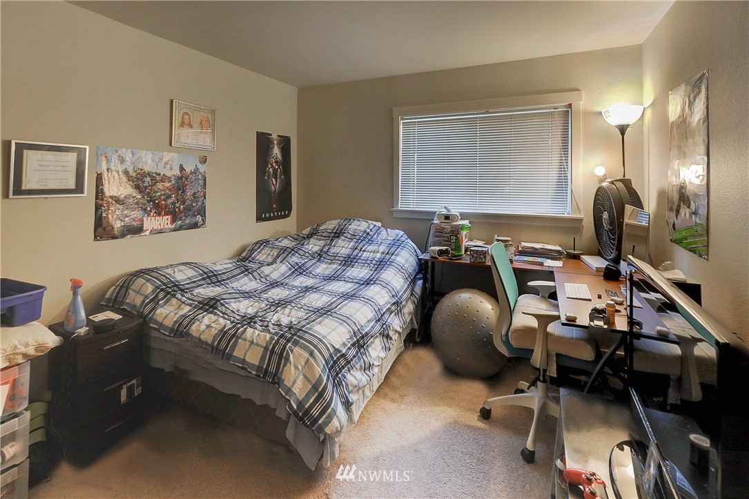 12404 East Gibson Road, Unit L102 Everett, WA 98204 - Photo 11 of 14 Gallery Image 11
