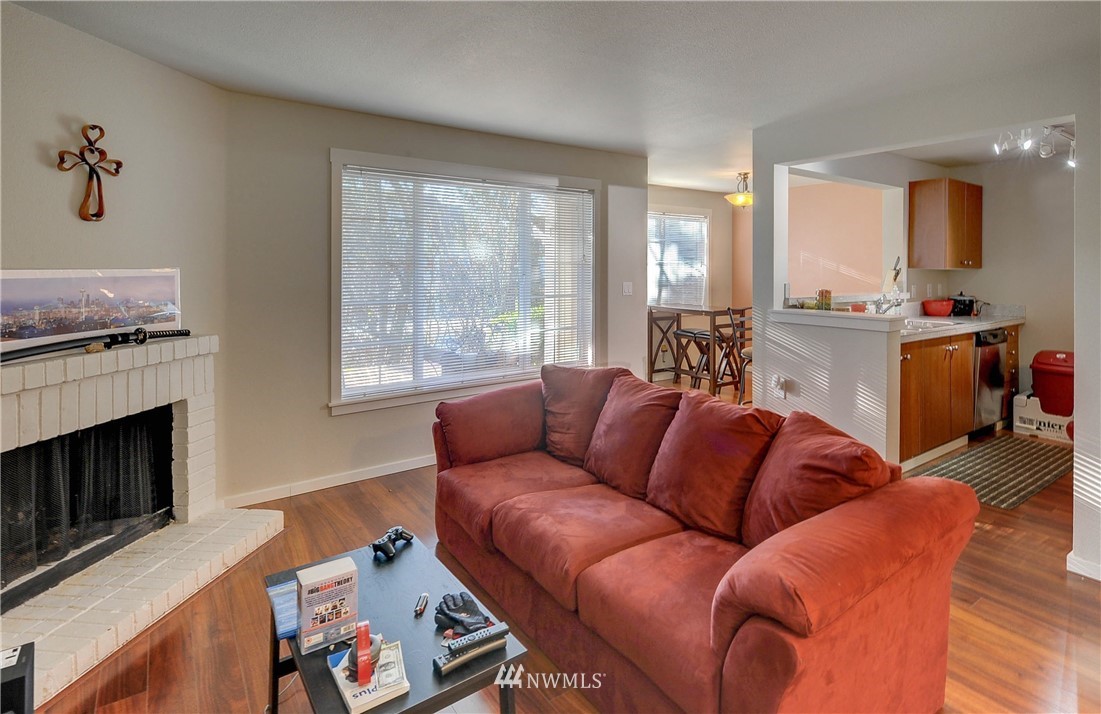 12404 East Gibson Road, Unit L102 Everett, WA 98204 - Photo 5 of 14 Gallery Image 5
