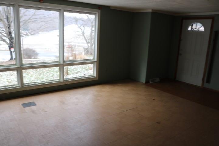 1606 Coulter Road Apollo, PA 15613 - Photo 4 of 8