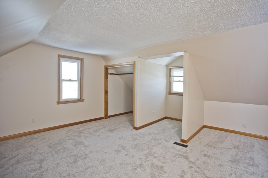 164 Winton Street Springfield, MA 01118 - Photo 17 of 23