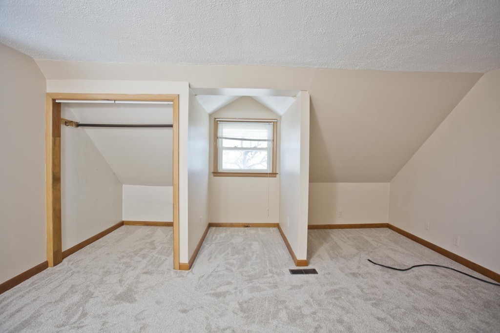 164 Winton Street Springfield, MA 01118 - Photo 19 of 23
