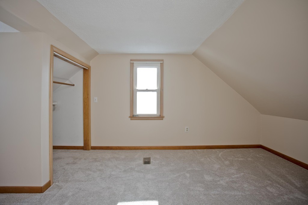 164 Winton Street Springfield, MA 01118 - Photo 21 of 23
