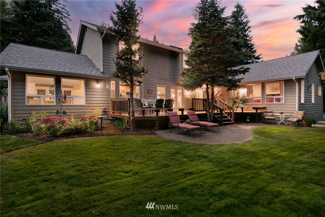 9235 Phillips Road Southeast Port Orchard, WA 98367 - Photo 2 of 40 Gallery Image 2
