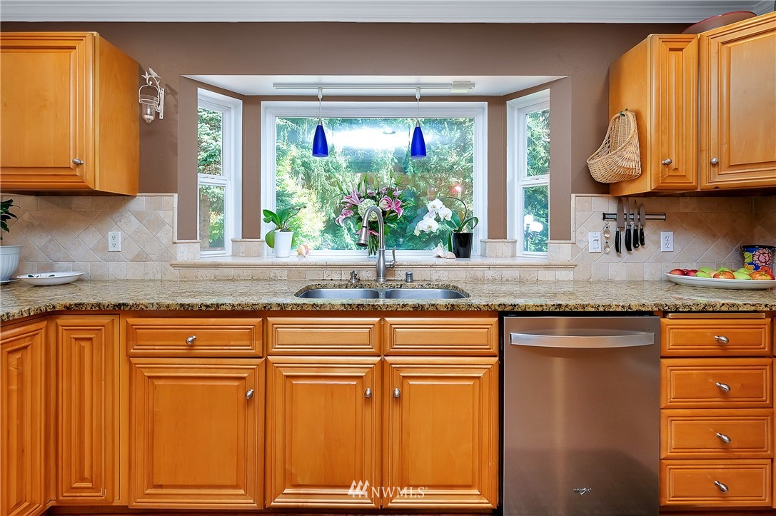 9235 Phillips Road Southeast Port Orchard, WA 98367 - Photo 13 of 40 Gallery Image 13