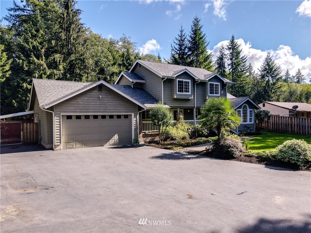 9235 Phillips Road Southeast Port Orchard, WA 98367 - Photo 4 of 40 Gallery Image 4