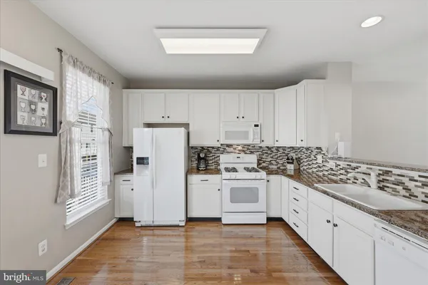 $500,000 | 42798 Sykes Terrace, Chantilly, VA 20152