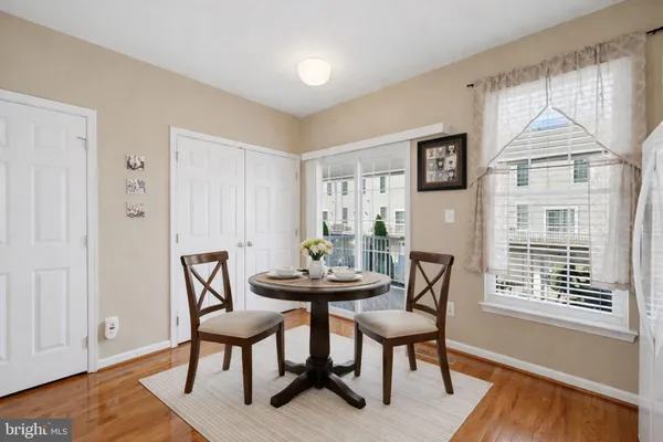 $500,000 | 42798 Sykes Terrace, Chantilly, VA 20152