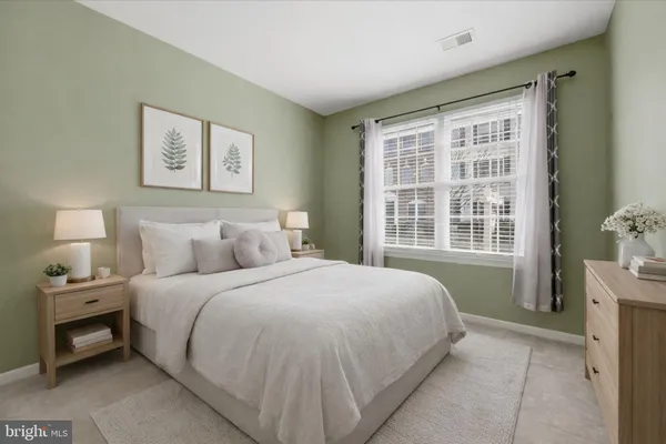 $500,000 | 42798 Sykes Terrace, Chantilly, VA 20152