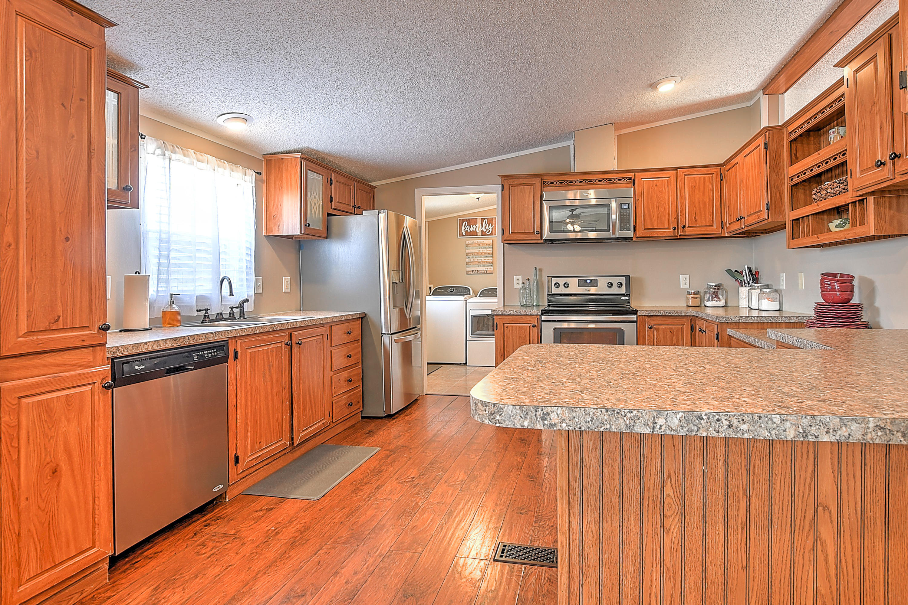 21112 Delmar Road Damascus, VA 24236 - Photo 14 of 39 21112 Delmar Rd-16