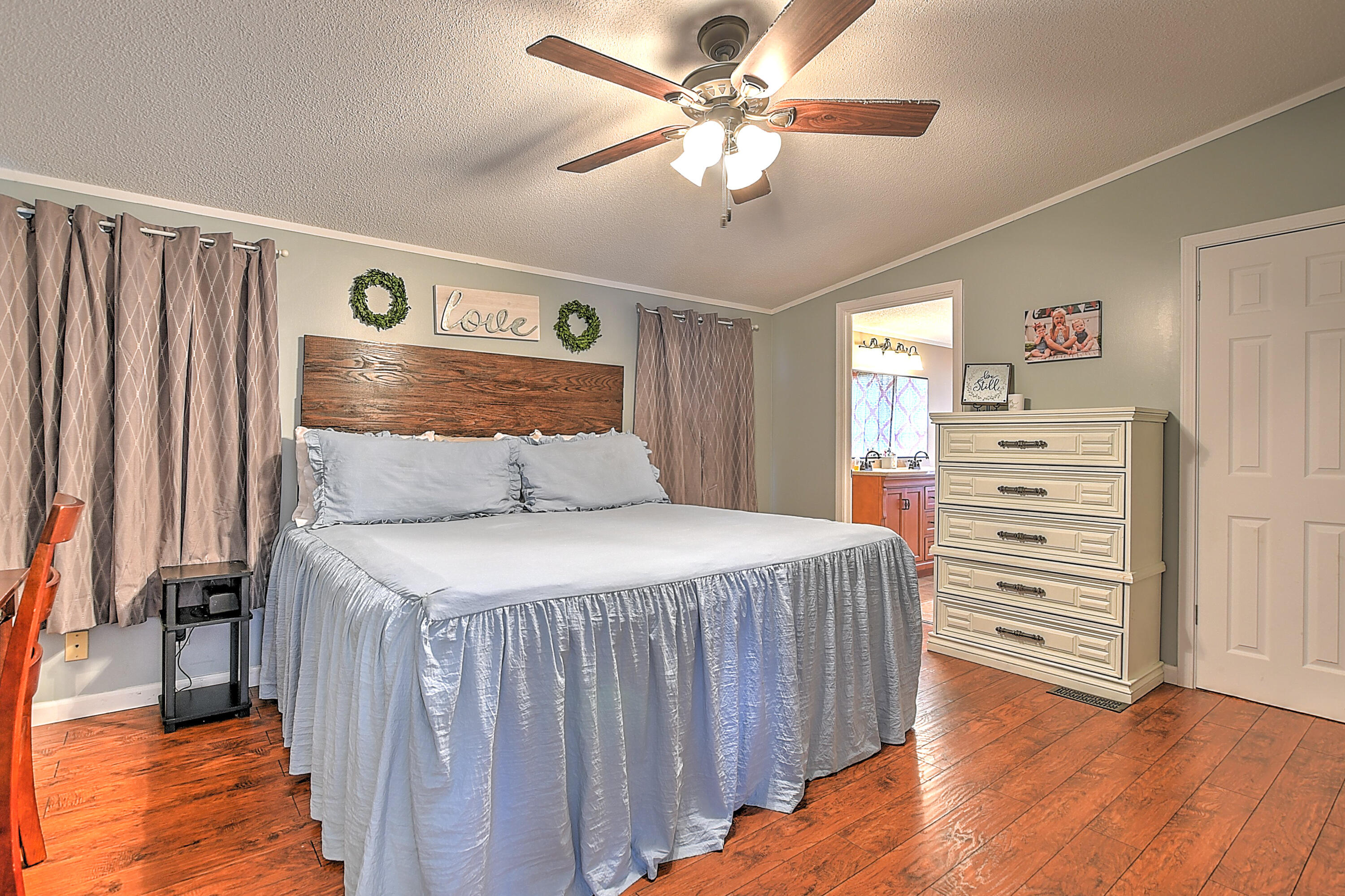 21112 Delmar Road Damascus, VA 24236 - Photo 17 of 39 21112 Delmar Rd-21