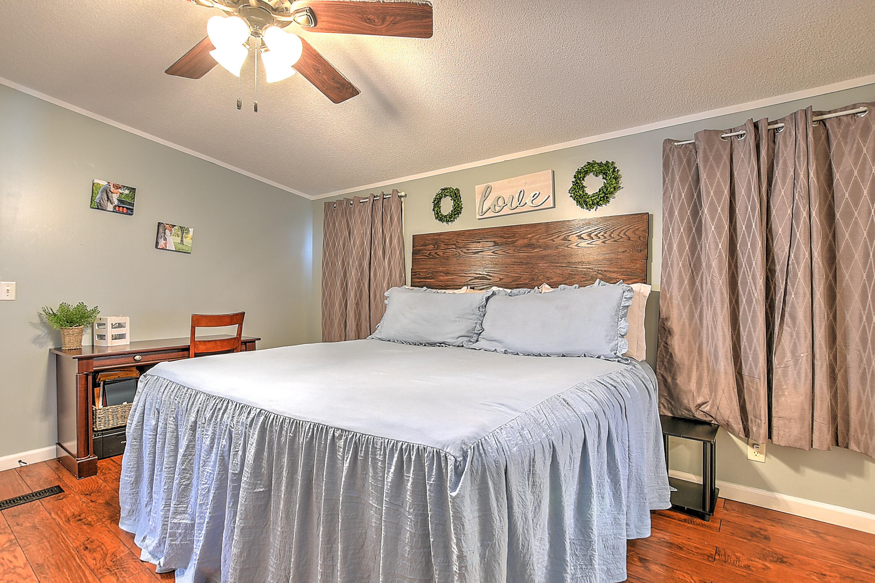21112 Delmar Road Damascus, VA 24236 - Photo 18 of 39 21112 Delmar Rd-22