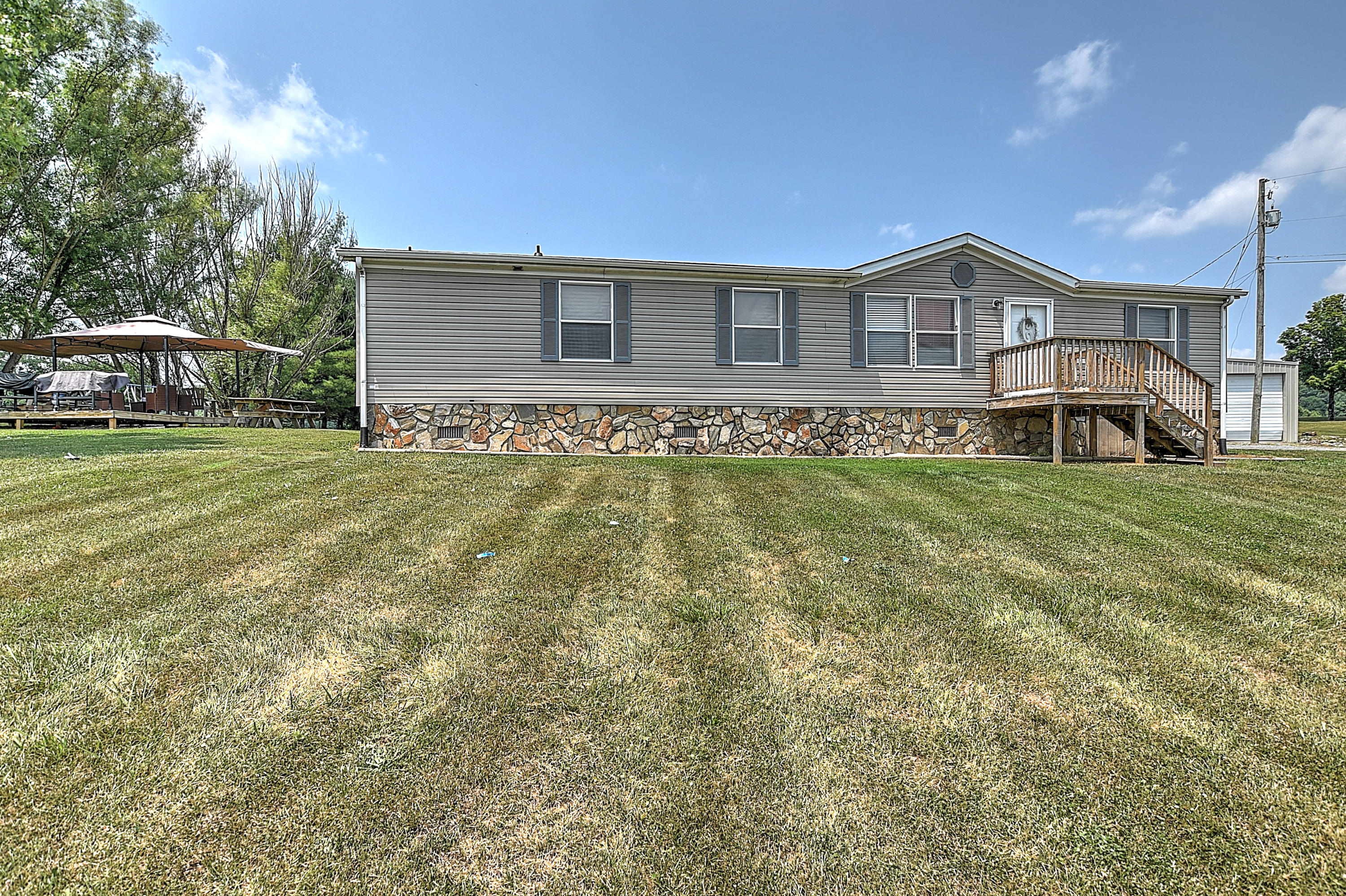 21112 Delmar Road Damascus, VA 24236 - Photo 3 of 39 21112 Delmar Rd-3