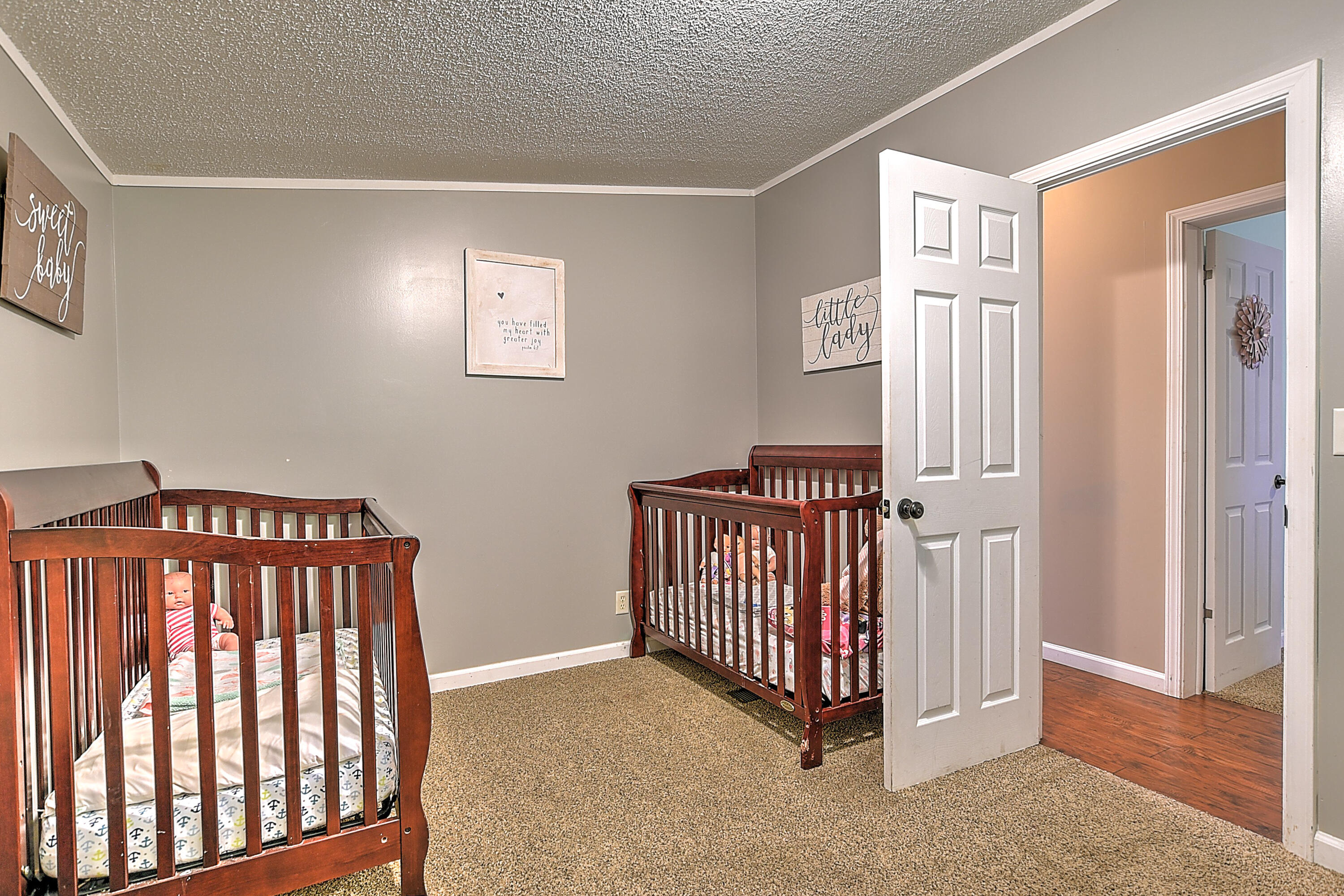 21112 Delmar Road Damascus, VA 24236 - Photo 22 of 39 21112 Delmar Rd-8