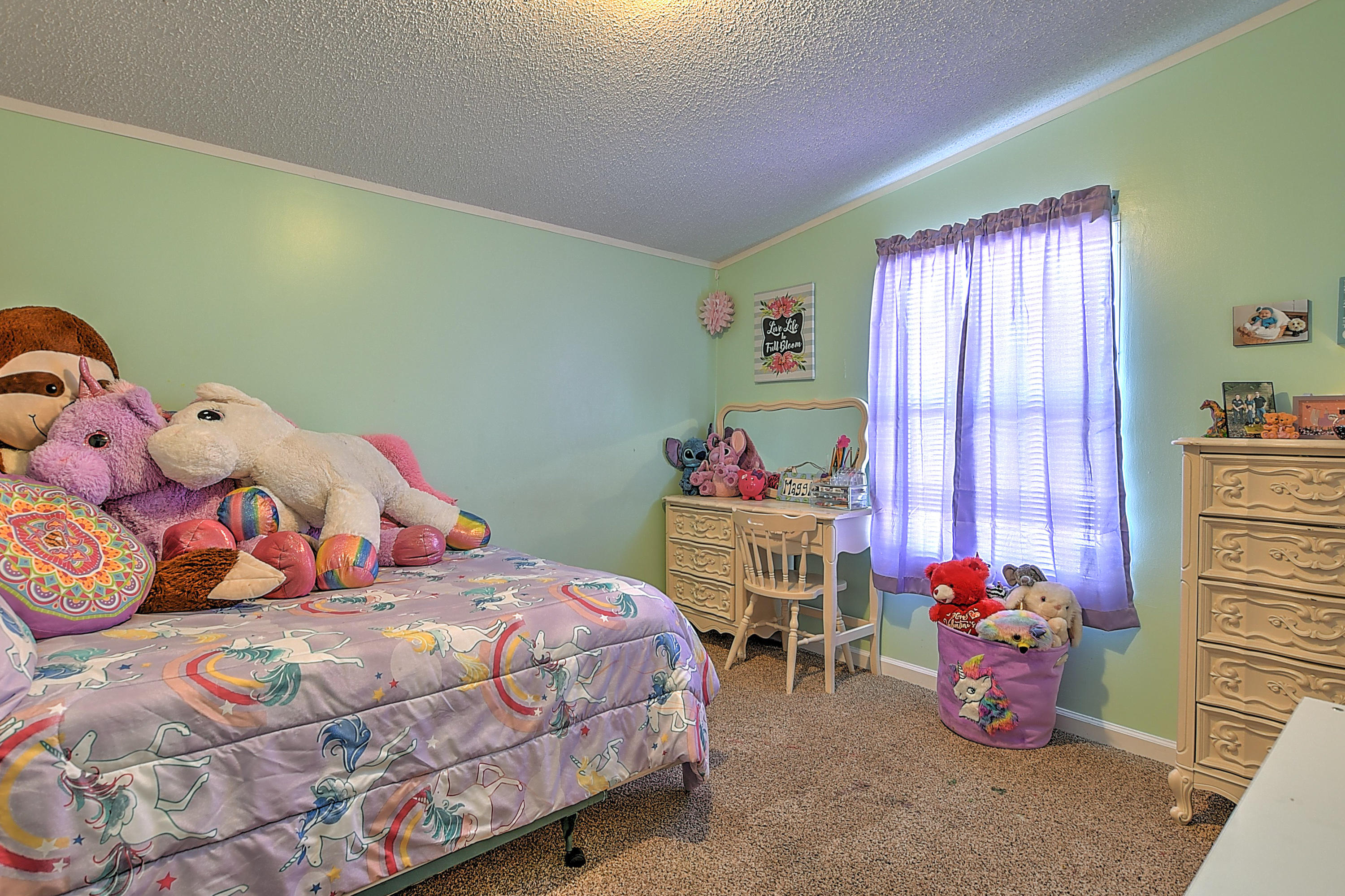 21112 Delmar Road Damascus, VA 24236 - Photo 23 of 39 21112 Delmar Rd-9
