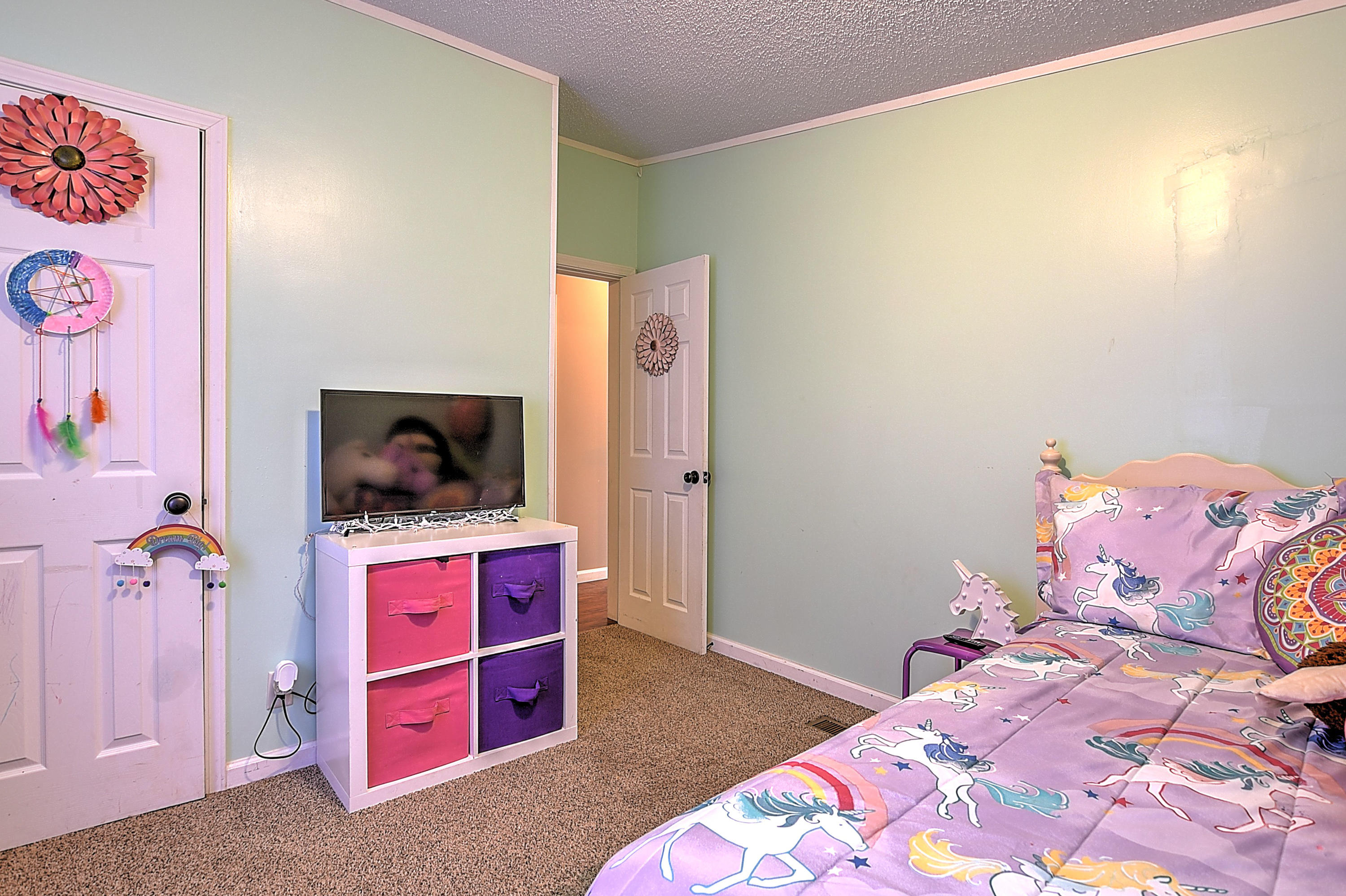 21112 Delmar Road Damascus, VA 24236 - Photo 26 of 39 21112 Delmar Rd-11