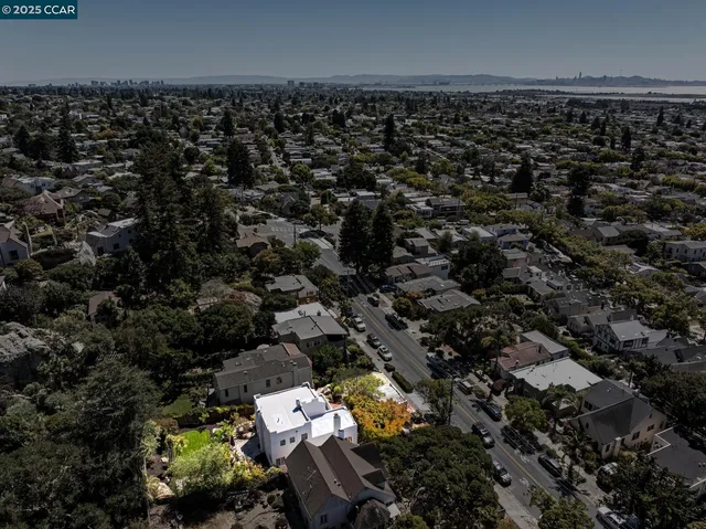 $1,395,000 | 545 Colusa Avenue, Berkeley, CA 94707