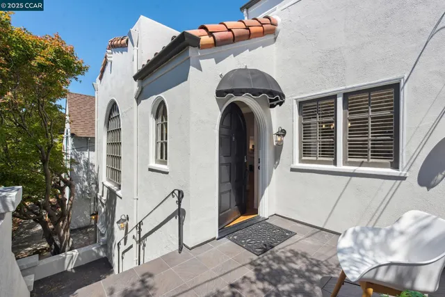 $1,395,000 | 545 Colusa Avenue, Berkeley, CA 94707