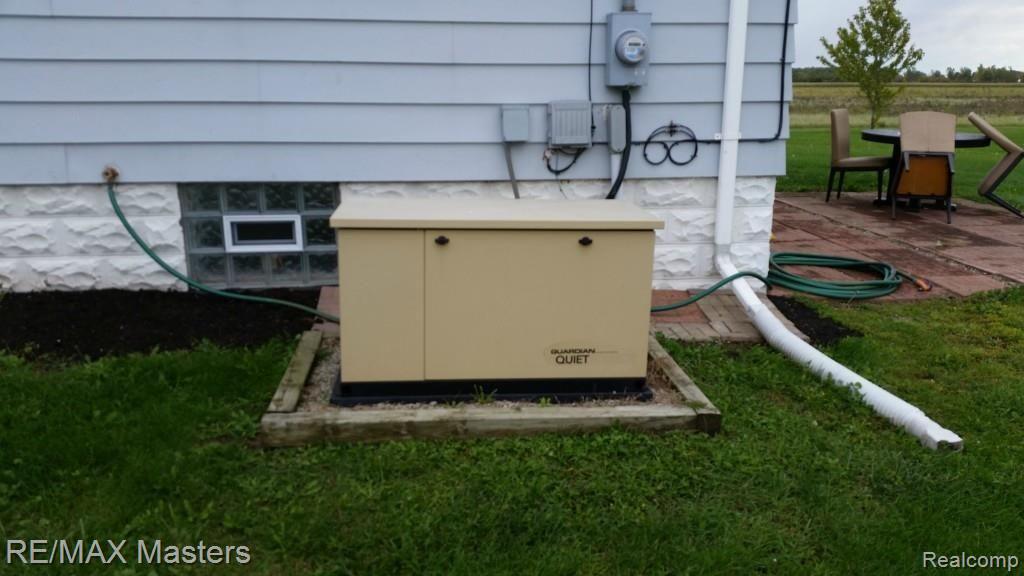 1612 East Sigler Road Carleton, MI 48117 - Photo 24 of 39 20141004_105209.jpg