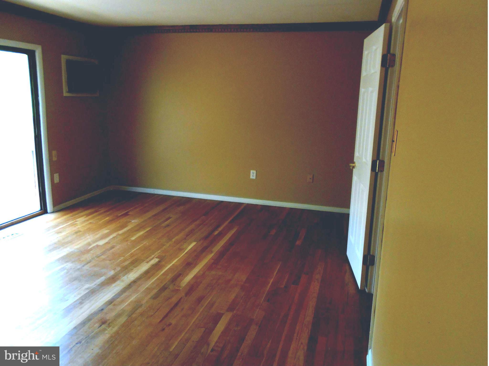 8279 Vosges Road Baltimore, MD 21208 - Photo 16 of 30 Bedroom